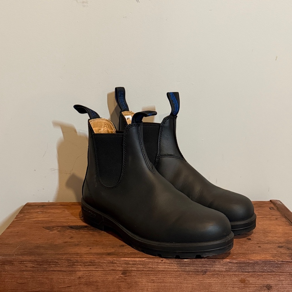Blundstone Black Leather Ankle Boots